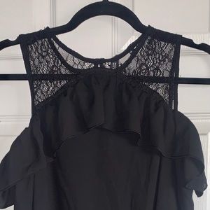 H & M Women’s Blouse Black Cold Shoulder Lace Sz 2